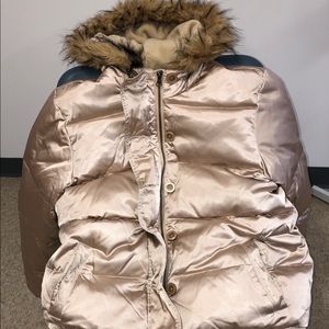 Old Navy Women’s Puffer Jacket